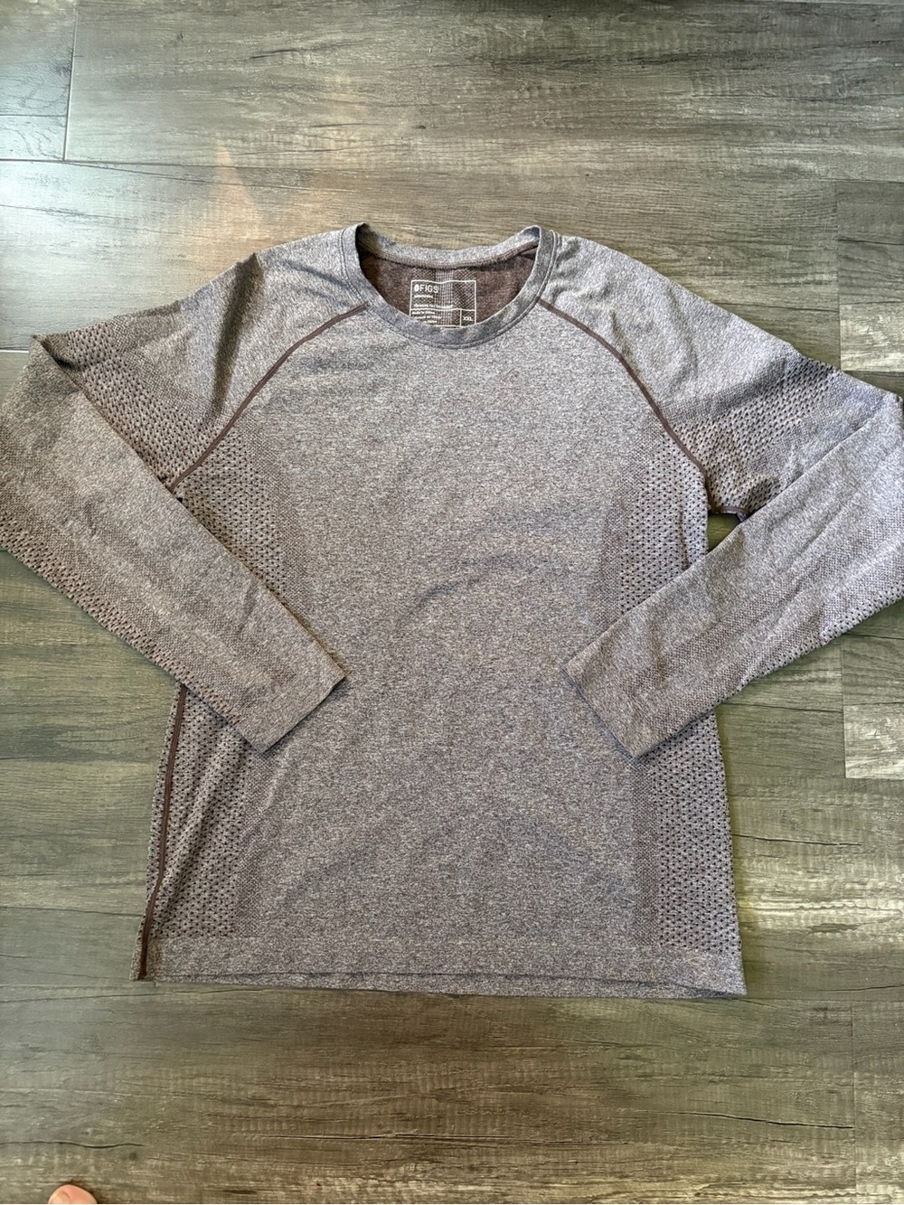 Figs Seamless Long Sleeve Shirt